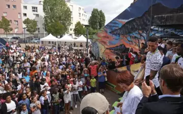 Tony Yoka arrive en héros dans les Yvelines !