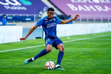 Paris FC - Sochaux : les compositions officielles avec Guilavogui et Kalulu