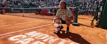 Tsitsipas se rapproche de Nadal
