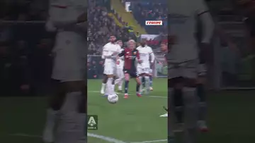 🧤Superbe sauvetage sur sa ligne de Mike Maignan, décisif pour la victoire de l'AC Milan #acmilan