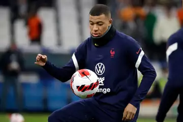 Équipe de France : Après le geste de Mbappé, quel avenir pour le droit à l'image ?