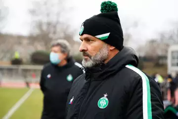 AS Saint-Etienne : Pascal Dupraz motive ses troupes avant de partir à l'assaut du maintien