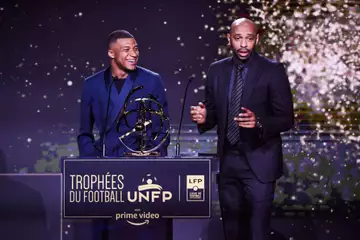 Thierry Henry pense que la prolongation de Kylian Mbappé au PSG est "vitale".