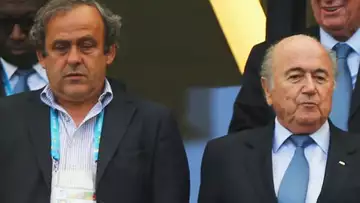 Michel Platini et Sepp Blatter suspendus 8 ans par le comité d'éthique de la FIFA