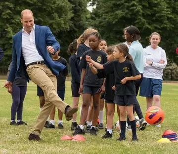 Quand le prince William s'improvise gardien de but !