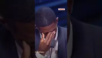Ousmane Dembélé en larmes, après avoir remporté le Ballon d'Or 2025 #ballondor #shorts