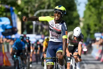 Biniam Girmay ne récupère pas son vélo tout de suite