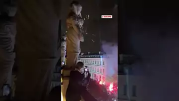 🔥 LA FOLIE quand Dembélé sort du théâtre du Châtelet après son sacre au Ballon d'Or #ballondor