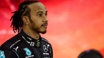 Hamilton rompt le silence !