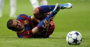 #WTF : Pourquoi les joueurs de foot simulent-ils tout le temps ?!