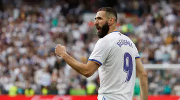 Benzema, du jamais vu dans le football français !