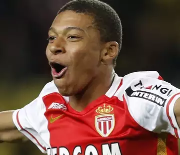 Mercato : Kylian Mbappé a enfin rejoint le PSG