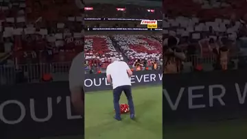 🕊️ Liverpool a rendu un nouveau hommage à Diogo Jota et André Silva, avant le match face à Milan