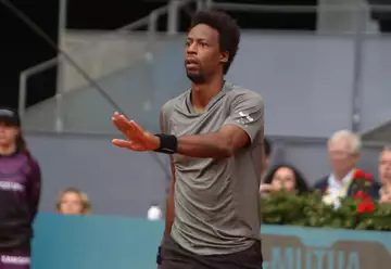 Gaël Monfils s'est blessé au pied droit et sera absent de Roland-Garros.