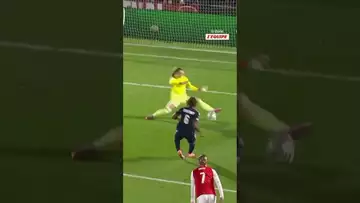 ⚽ Le doublé de Melchie Dumornay face à Arsenal ! #shorts #football #ol