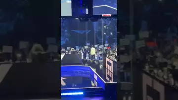 🤩🔊 L’entrée de Chovy et de Faker pour la demi-finale des Worlds 2024 #shorts #leagueoflegends