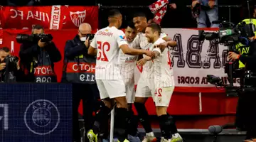 Martial ouvre son compteur à Séville (vidéo)