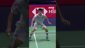 🙌🏸 Christo Popov taille patron pour le début des championnats du monde #shorts #badminton #france