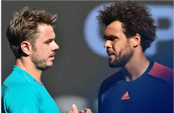 Tsonga et Wawrinka se disputent sévèrement en plein milieu du match