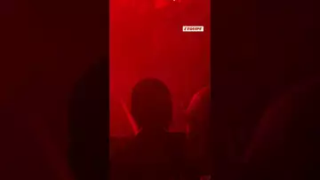 😍​ 🏆​ Les belles images entre Ousmane Dembélé et les supporters du PSG #ballondor #dembele #psg