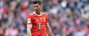 Lewandowski coupe à travers