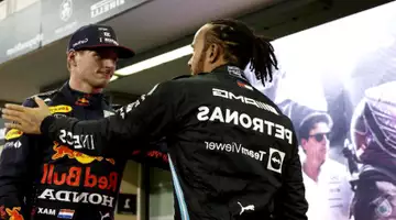 Hamilton, l'attaque de Verstappen