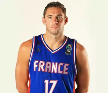Eurobasket 2017 : Fabien Causeur grossit le rang des forfaits chez les Bleus