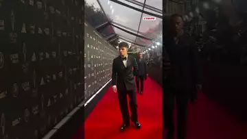 Le streamer Anyme est présent sur le tapis rouge ! #ballondor #anyme #football