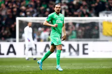 AJ Auxerre - ASSE : les compositions officielles avec une défense à quatre pour les Verts et le retour de Crivelli