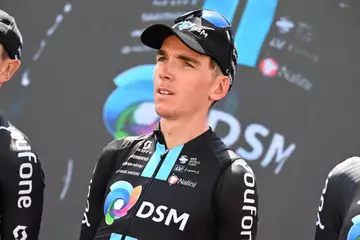 Romain Bardet prolonge de deux ans avec son équipe DSM