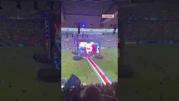 🤩🤩 Le Parc des Princes reprend la composition du PSG avant la finale face à l'Inter Milan !