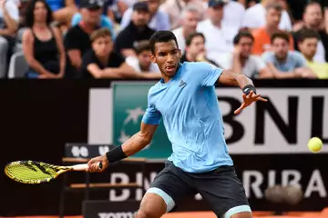 Roland-Garros H : Auger-Aliassime facile pour atteindre le troisième tour à Paris