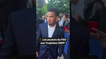👀 Il y avait du beau monde coté PSG aux Trophées UNFP #psg #sports