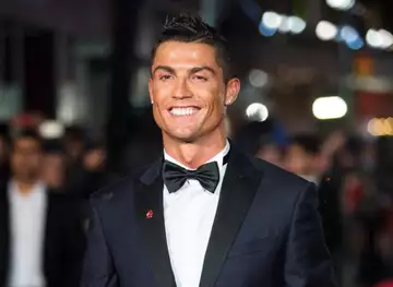 Insolite : Cristiano Ronaldo achète un hôtel de 140 millions d'euros à Monaco !
