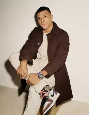 Hublot dévoile sa nouvelle campagne publicitaire avec Kylian Mbappé (mars 2022)