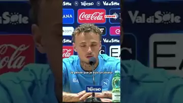 🗣️ Les premiers mots de Noah Lang en conférence de presse, depuis son arrivée à Naples.. #shorts