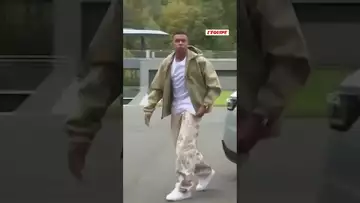 🇫🇷 L’arrivée de Kylian Mbappé à Clairefontaine #mbappe #shorts #clairefontaine
