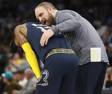 NBA : L'entraîneur de Memphis accuse Jordan Poole d'avoir blessé Ja Morant