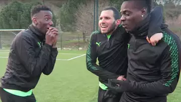 Balotelli humilié par le freestyler Wass!