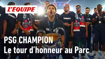 CÉLÉBRATIONS DU PSG : Le tour d'honneur des Parisiens au Parc des Princes devant leurs supporters
