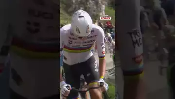 🚀 L'attaque foudroyante de Tadej Pogacar à 76 kilomètres de l'arrivée des championnats d'Europe !