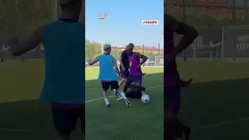 ⚽️🤩 Lamine Yamal est tellement facile #shorts #football #yamal
