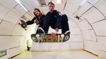 Quand Tony Hawk fait du skateboard en apesanteur !