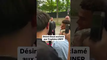 👶🏾🌟 Désiré Doué acclamé aux Trophées UNFP ! #desiredoue #doué #psg #parissaintgermain #unfp