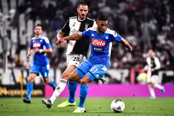 Le Napoli met l'ancien Stéphanois sur le marché des transferts