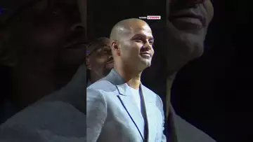 🇫🇷9️⃣ Le maillot de Tony Parker retiré en équipe de France ! #basket #tonyparker #ceremony #sports