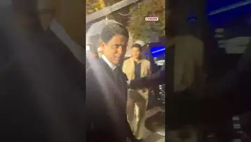 La joie partagée des supporters parisiens et du président Nasser Al Khelaifi #ballondor #dembele