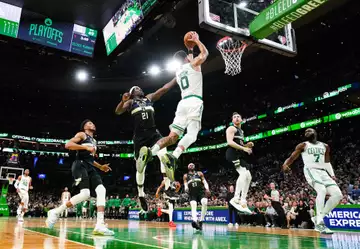 NBA : Tatum offre un match 7 aux Celtics, Golden State a les Grizzlies dans sa poche