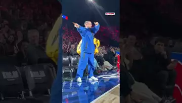 Inoxtag et son sherpa Manish au NBA Paris ! #nba #basketball #event