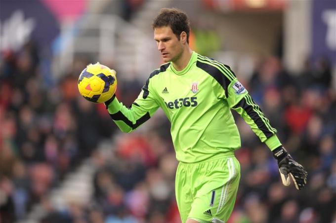 14-asmir-begovic-un-but-a-919